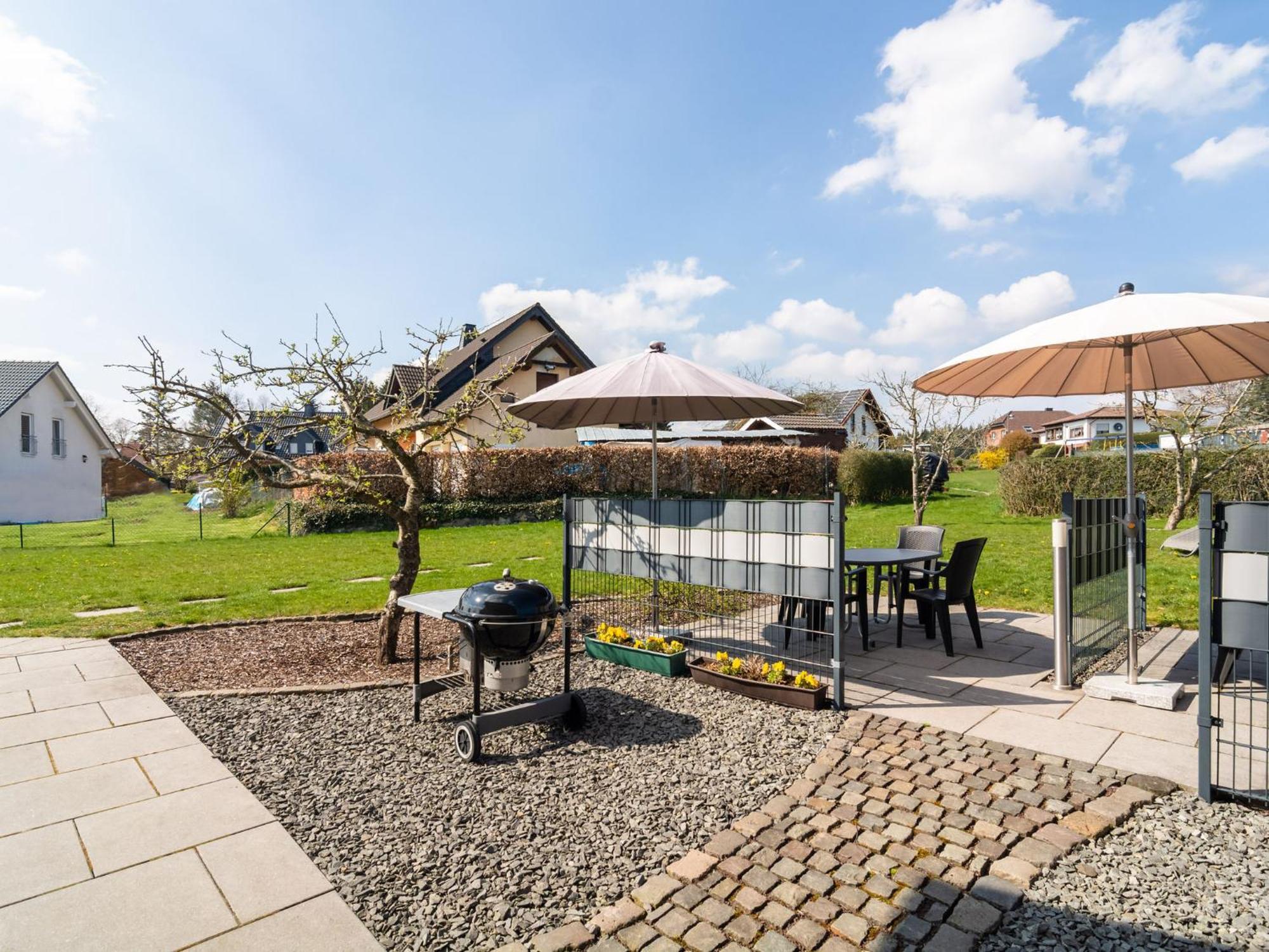 Lovely Modern Apartment With Private Terrace Ellscheid Buitenkant foto